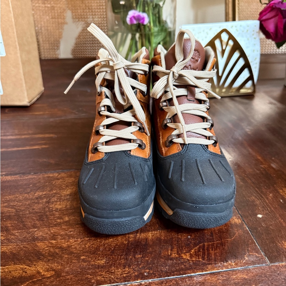 TIMBERLAND boys euro hiker boots US 3